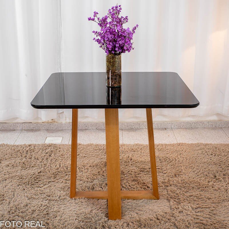 Mesa de Jantar Pedro 90×90 Vidro Preto/Base Madeira + 4 Cad. Lisboa Veludo Prata 514 Madeira Entregue Montada - Art Assento - Imagem 8